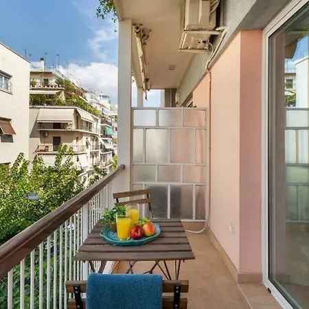 Apartment Stylish King Size Bed Steps From Acropolis By Ghh *